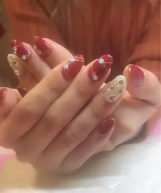 ネイル Chiara チップ長さ出しのネイルデザイン