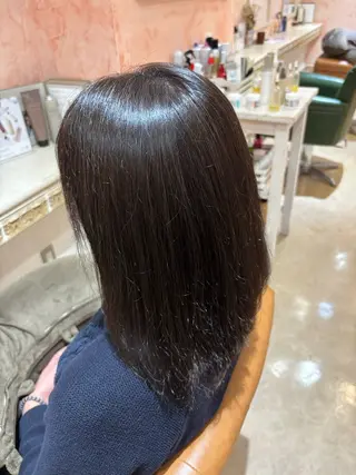 カラー 森山 実結のヘアスタイル