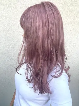 ミディアム カラー tasty priv ate gardenのヘアスタイル