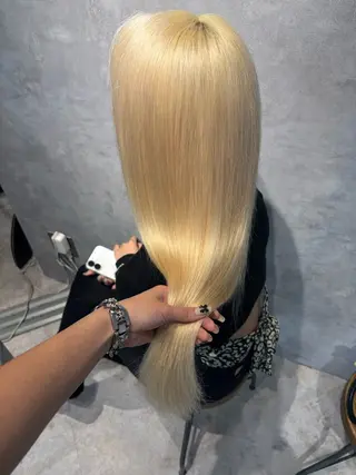 ロング カラー eL HAIR SALON所属・ハナ💎中韓/艶髪 ハイトーン/エクステのヘアスタイル