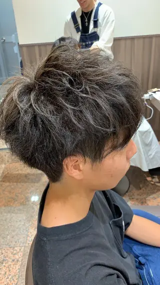 ショート パーマ メンズ IwAsh中山所属・✂︎中山ブリーチ・ パーマ✂︎露木智也のヘアスタイル