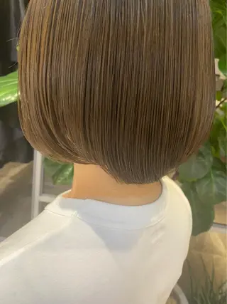 ショート カラー 飯塚 昇太のヘアスタイル