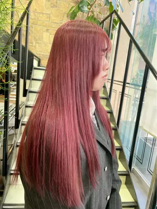 ロング ハギワラ ミナコのヘアスタイル