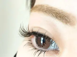 マツエク・マツパ Crescent Eye Ayakaのマツエク・マツパデザイン