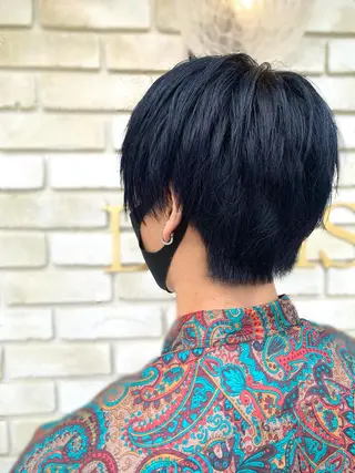 ミディアム 倉林隆一🐈 ダブルカラー/艶髪のヘアスタイル