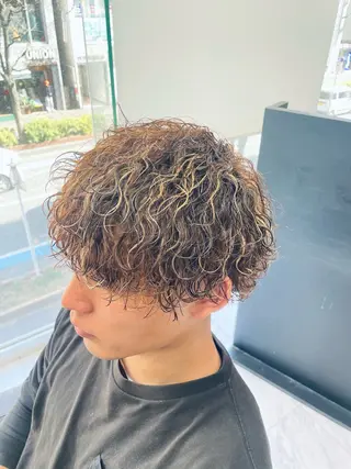 カラー パーマ メンズ 🐥くまがい💛 ダブルカラー／パーマのヘアスタイル