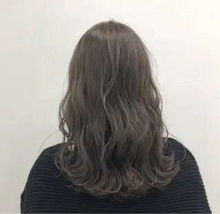 カラー hair&eye suzu🫧🤍のヘアスタイル