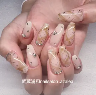 ネイル R inのネイルデザイン