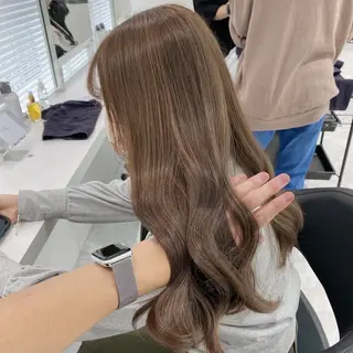 ミディアム カラー 赤みなし艶カラー🍈 ユウナ🍈🤍のヘアスタイル