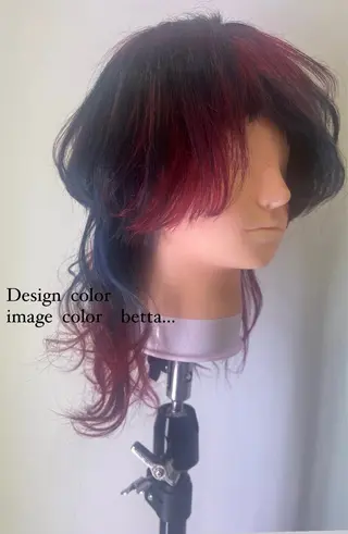 カラー TOBITA TAKARAのヘアスタイル