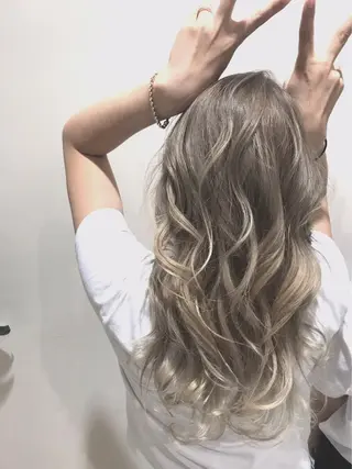 ロング カラー 🎊ルービック 京橋店💛のヘアスタイル