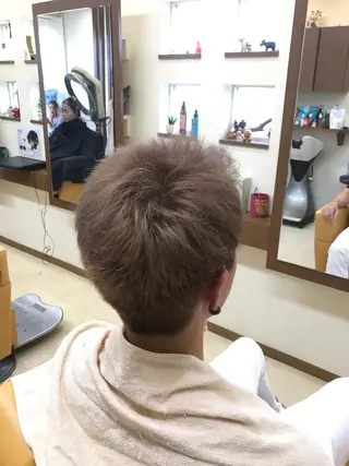 ショート カラー メンズ ハイブリッド美容師！ 藤井 俊壮のヘアスタイル