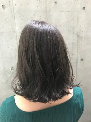 ミディアム oshare tom (スタイリスト)所属・人気🌻《髪質改善》 平井 綾乃のヘアスタイル