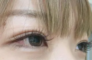 マツエク・マツパ 眉毛まつ毛専門店 uralogeのマツエク・マツパデザイン