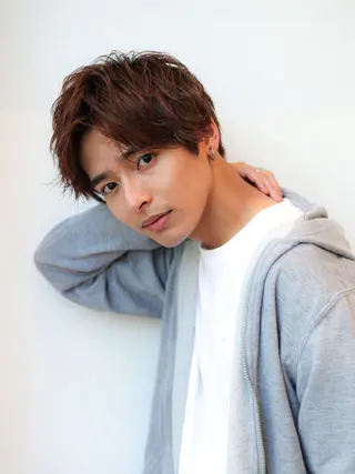 ショート カラー パーマ ヘアアレンジ メンズ VIVIE【ヴィヴィ】所属・髪質改善/韓国風 レイヤー/田村祐樹のヘアスタイル