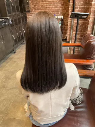 セミロング カラー 韓国レイヤー/髪質 改善/縮毛🤍吉田のヘアスタイル