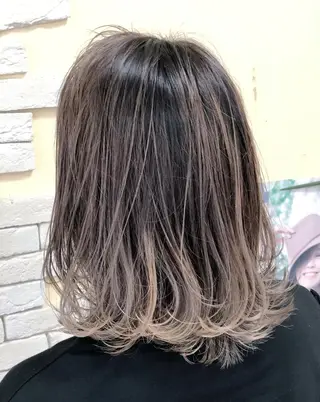 ミディアム カラー 🌟イメチェン美容師 🌟清水 大輝のヘアスタイル