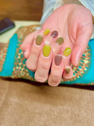 ネイル nails Mintia ~esaka~所属・松本 麻子のネイルデザイン