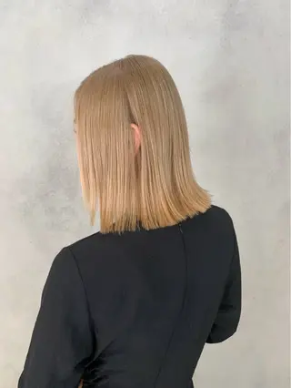 ミディアム カラー 渡部 愛里のヘアスタイル