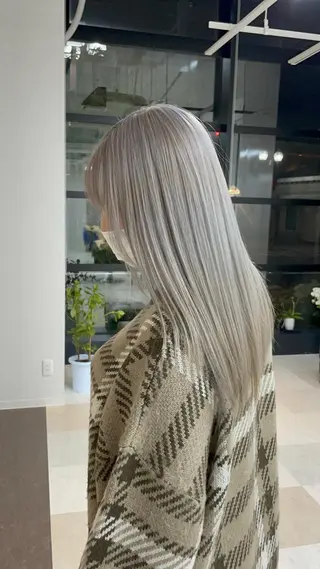 セミロング カラー B.Chance カラーリスト　ペーのヘアスタイル