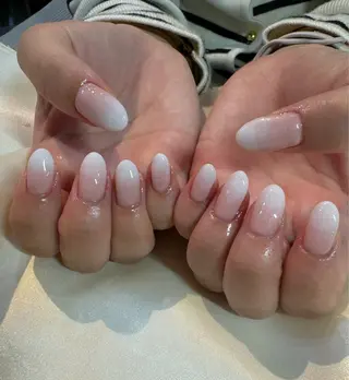 ネイル 藤井 里緒奈のネイルデザイン