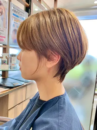 ショート カラー 山口 寛生のヘアスタイル