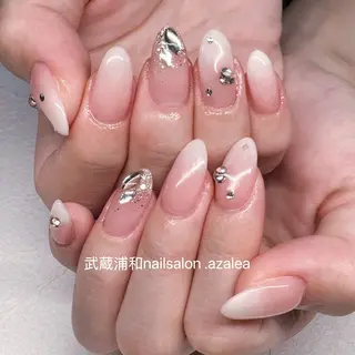 ネイル R inのネイルデザイン