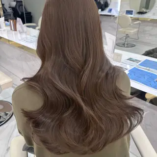 ロング カラー CHAINON CENTREのヘアスタイル