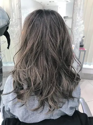 ロング カラー 田中 慎也のヘアスタイル