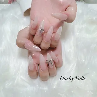 ネイル Flashy Nailsのネイルデザイン