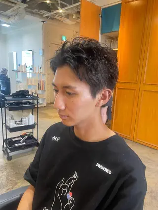 ショート メンズ RIN／韓国ヘア レイヤーカットのヘアスタイル