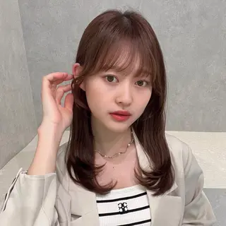 セミロング 顔周り🇰🇷韓国 レイヤー/いづみ💞のヘアスタイル