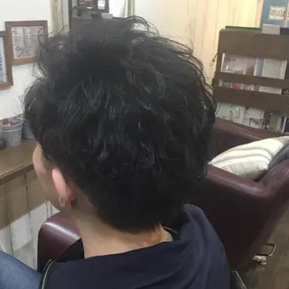 ショート パーマ メンズ embrace エンブレイスのヘアスタイル