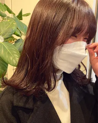 ミディアム カラー 透明感カラー 🩰asumiのヘアスタイル
