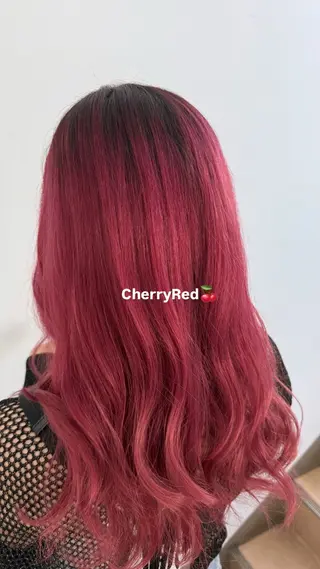 カラー 💛 衣瑠麻（ｲﾙﾏ)💛のヘアスタイル