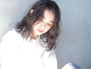 ミディアム 尾崎 優也のヘアスタイル