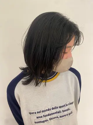 ミディアム 伊藤 優花のヘアスタイル