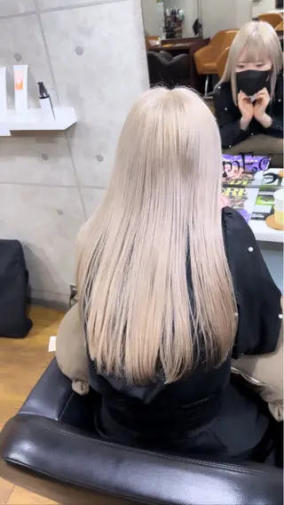 ロング カラー mEg hair creation川崎矢向店所属・✨️複雑履歴特化 美容師アトム✨️のヘアスタイル