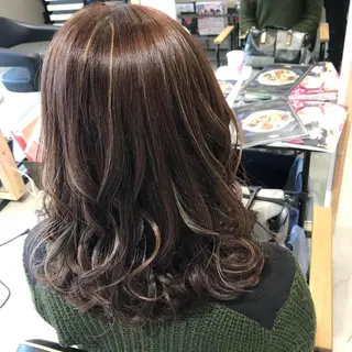 ミディアム カラー 大久保 隆蔵のヘアスタイル