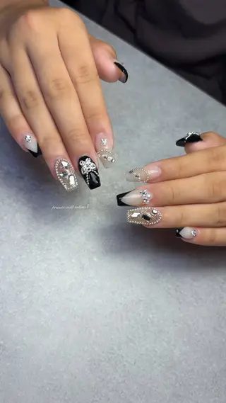 ネイル 関山 志乃のネイルデザイン