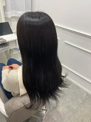 ロング カラー 新井 凪のヘアスタイル