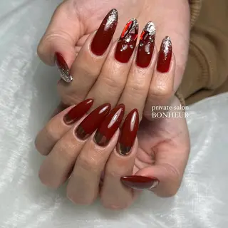 ネイル BONHEUR Annaのネイルデザイン