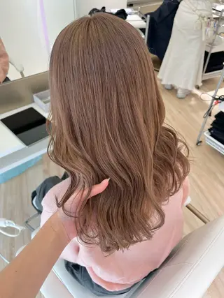 ミディアム カラー GOODDAY ヘアサロンのヘアスタイル