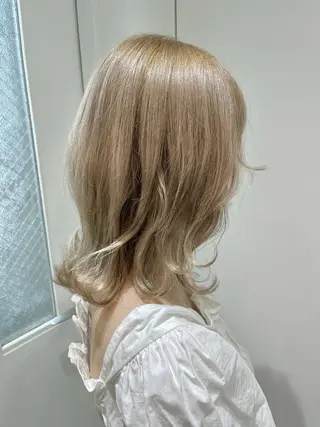 セミロング カラー パーマ ヘアアレンジ filo byFeria渋谷所属・縮毛矯正/美髪 髪質改善/石田幸輔のヘアスタイル
