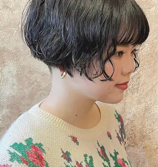 ショート パーマ ブリーチ、パーマ 西部笑のヘアスタイル