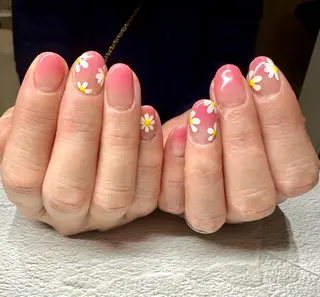 ネイル Tanemoto所属・Ueda Rieのネイルデザイン