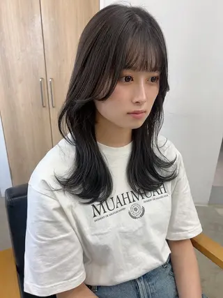 セミロング vince. moekoのヘアスタイル