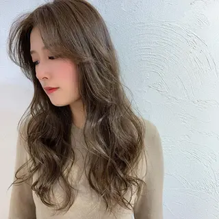 ミディアム カラー Lome'所属・✨ブリーチマスター✨ オクヤマヨウスケのヘアスタイル