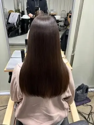 セミロング 髪質改善✨縮毛矯正✨ が得意‼️高島英隆のヘアスタイル