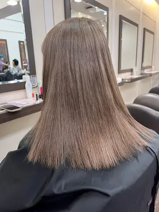 ロング カラー 酸性ストレート 🤍🎀honokaのヘアスタイル